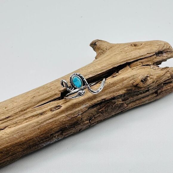 Snake Turquoise Sterling Silver Ring, Boho Ring, Gemstone Ring - Picture 7 of 8